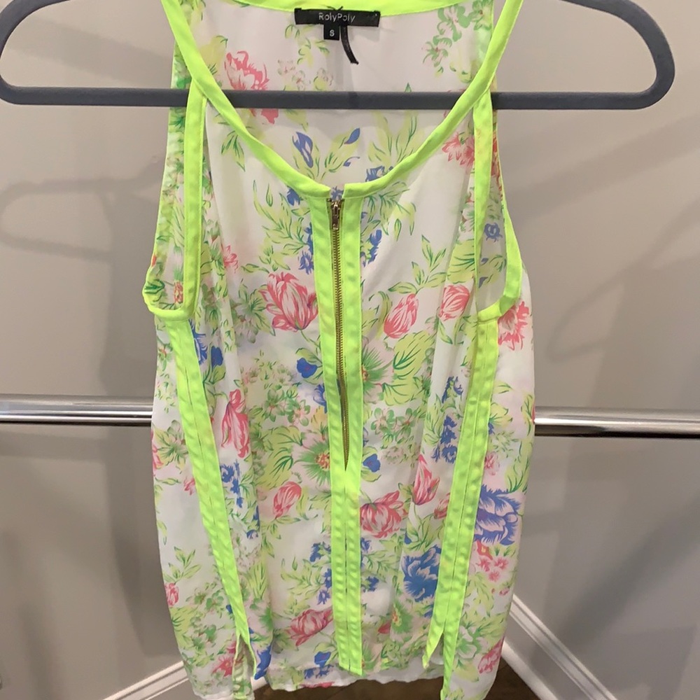 Floral top